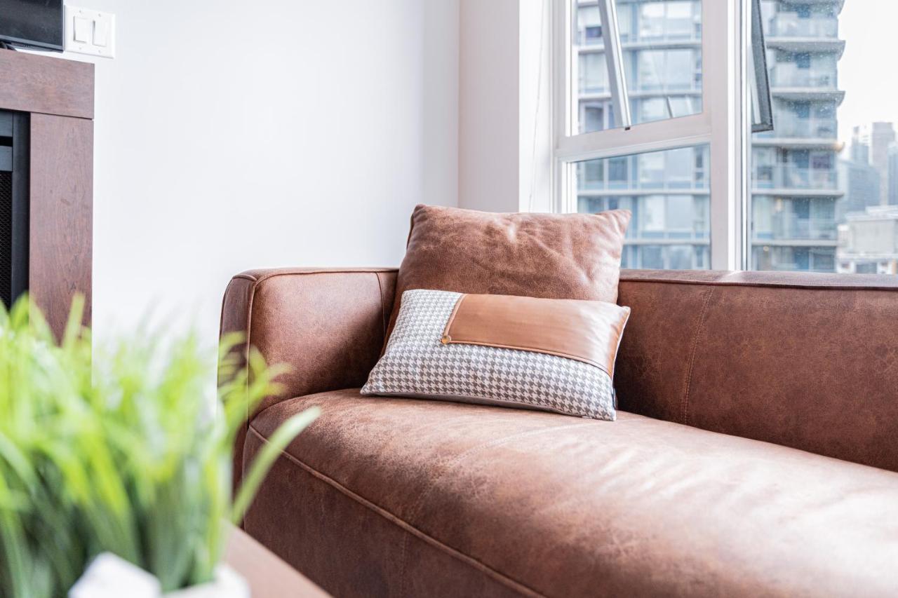 Amazing Views ! Leather Furniture ! Cozy Condo! Vancouver Buitenkant foto